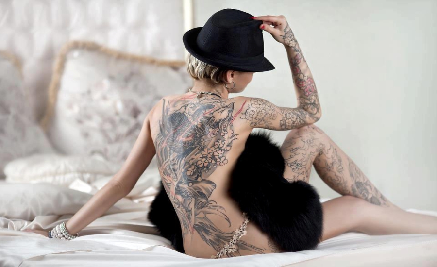 Sexy Back Tattoos FETURE